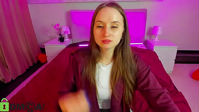 Kira__Sweet Chat XXX in diretta