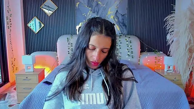 Agathaargent_のライブXXXチャ  ット