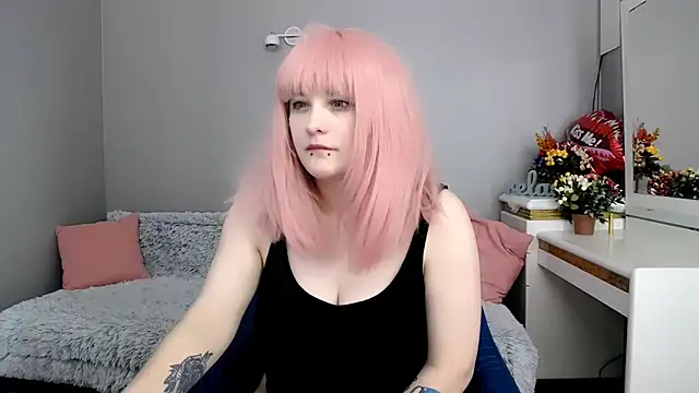 Show modela Estheri na web-kameri