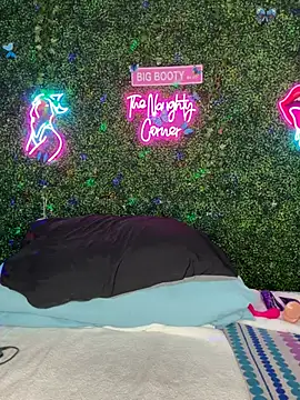 RenaThickAss Chat XXX in diretta