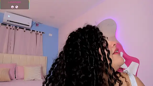 عرض كام LOU_22_