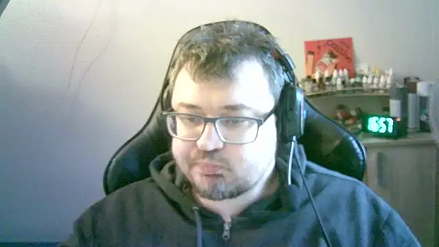 Živý XXX chat SirAbuser