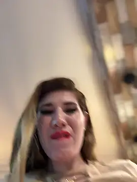 didihairypussy webkamerás műsora