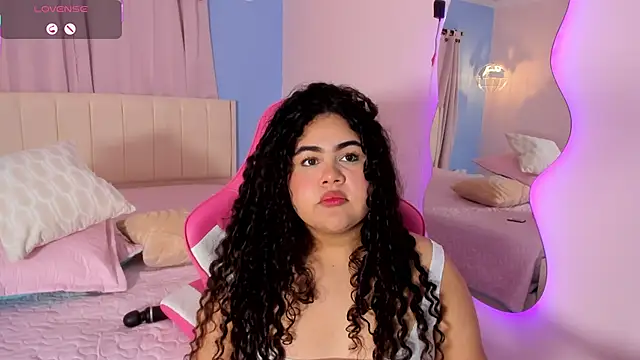 LOU_22_'s Webcam Show