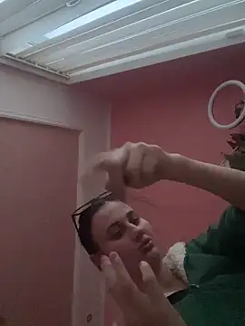 แชท XXX สดของ Flossy_Vettie