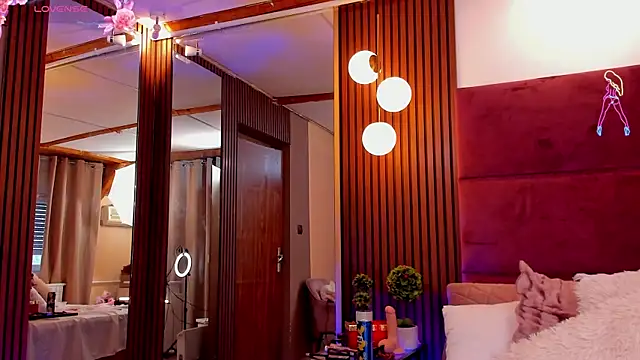 VanessaAngel Adlı Modelin Canlı XXX Sohbeti