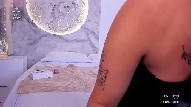 AnaiaClarck's Live XXX Chat