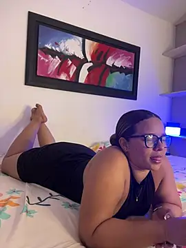 Kira_SpiicyのライブXXXチャット