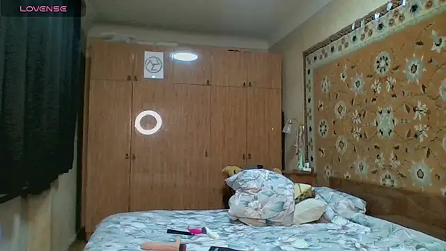 AnnaXLovers Chat XXX in diretta