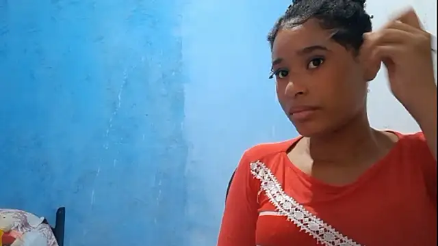 Онлайн чат XXX MadelynStamant