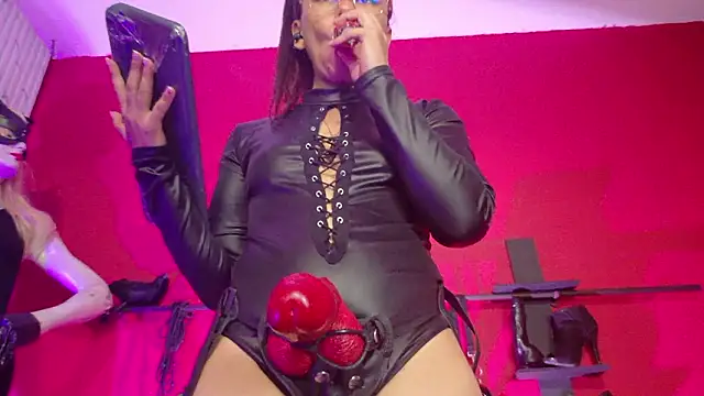 Živý XXX chat MistressSlut1