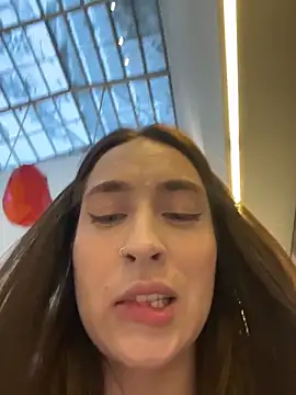 Holly_Play: онлайн-секс-чат