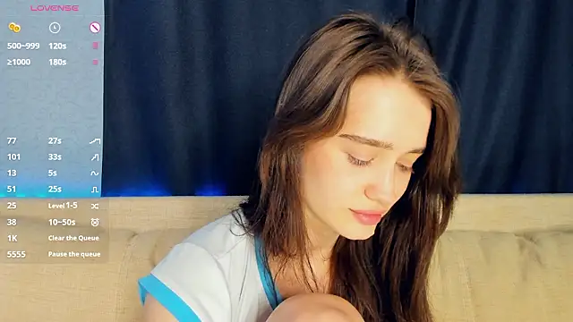 lovelyalivia: онлайн-секс-чат