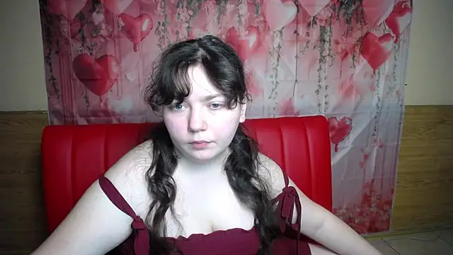 NeonilaLisova élő XXX-chatje