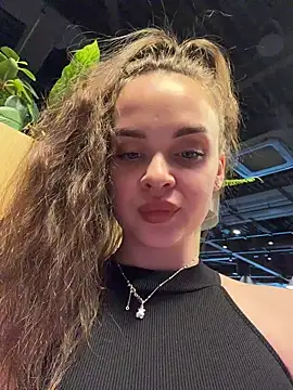 KristiRich 现场XXX聊天