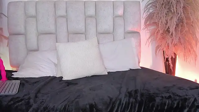 spicy_white_'s Live XXX Chat