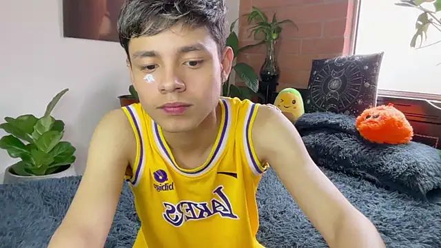 دردشة Andy_Belier23 الجنسية المباشرة