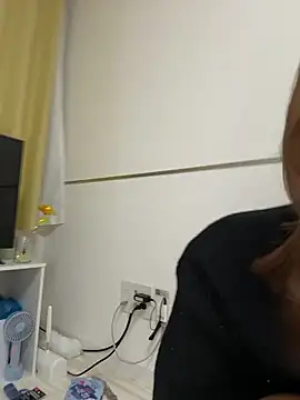 YUNA-66 现场XXX聊天