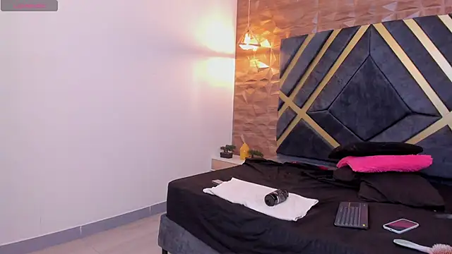 Valka_Ross webcam show