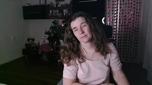 SofiaBoone Adlı Modelin Canlı XXX Sohbeti