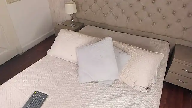 Sienna_brunette – Live XXX-chat