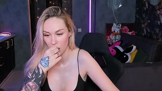 Blckmirrorr – Live XXX-chat