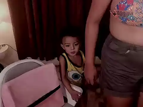 Asianyounggirl Show Webcam