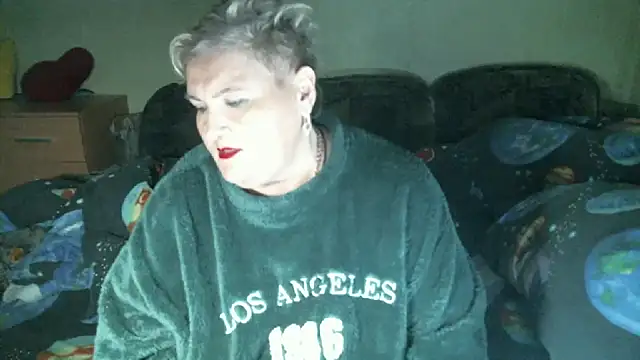 Chat +18 de Lana555 ao vivo