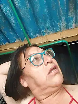 Show modela clarita_01 na web-kameri