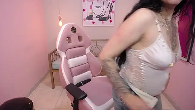 Chat XXX en directo de Adri_gomez_x