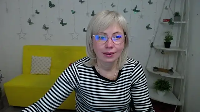 LaurenWishy live XXX chat