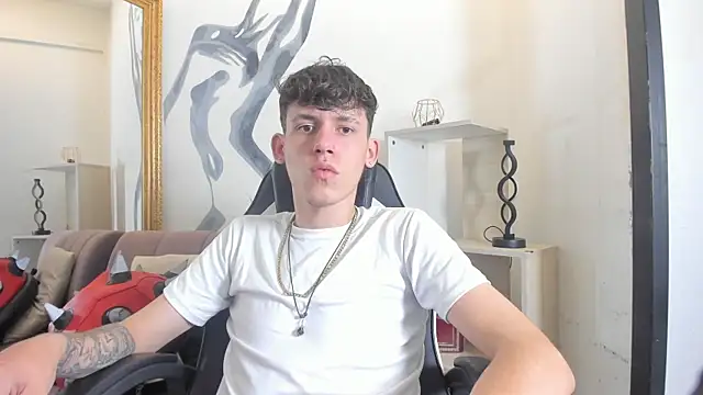 mikebenefleck_01 Adlı Modelin Web Kamerası Şovu