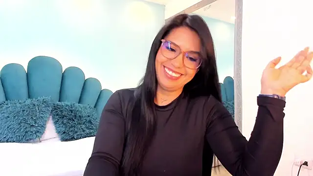 sharlott18 live XXX chat