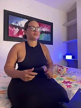 Kira_Spiicy: απευθείας συνομιλία ΧΧΧ