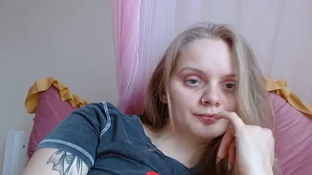 CherrysGotCakes 网络视讯表演