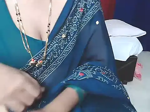 Chatroom XXX en direct de sunitha-3