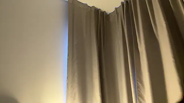 Chatroom XXX en direct de VickiBanx