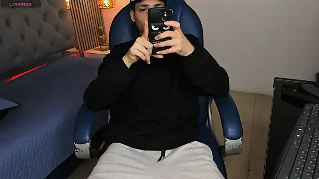 SamBlack_: απευθείας συνομιλία ΧΧΧ