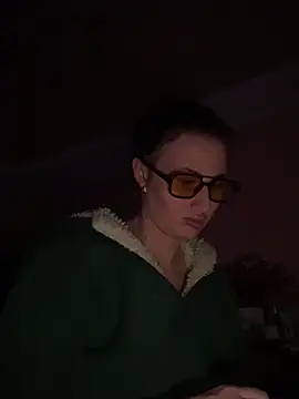 Flossy_Vettie: онлайн-секс-чат