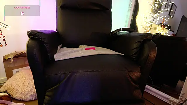 Chat +18 de GingerAleMILF ao vivo