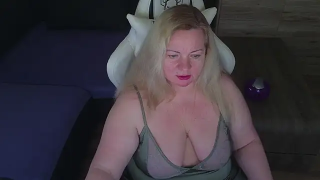 แชท XXX สดของ MolligSpielle