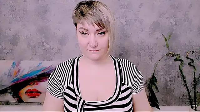 Chat +18 de Djullia ao vivo