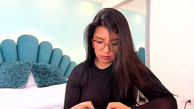 sharlott18: онлайн-секс-чат