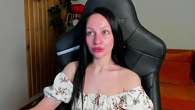 NaomiBlakes 라이브 XXX 채팅