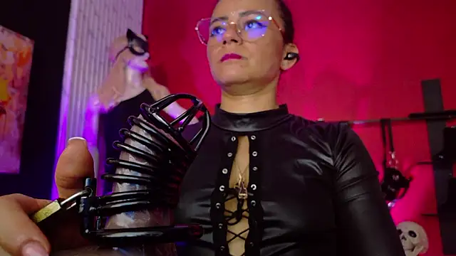 MistressSlut1のウェブカメラショー