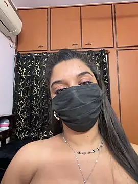 Sirishateluguammai webkamerás műsora