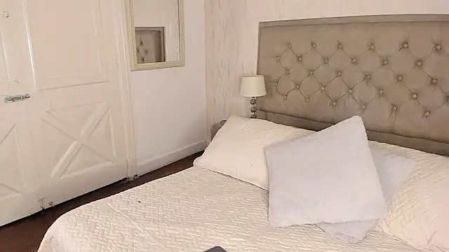 Sienna_brunette Chat XXX in diretta