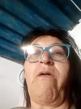 clarita_01 Live XXX Chat