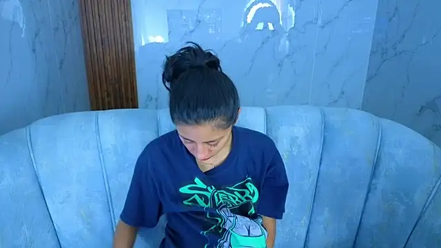 Chat +18 de serabella_s ao vivo