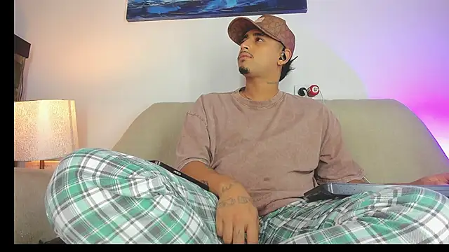 Chat +18 de drakomilck1 ao vivo